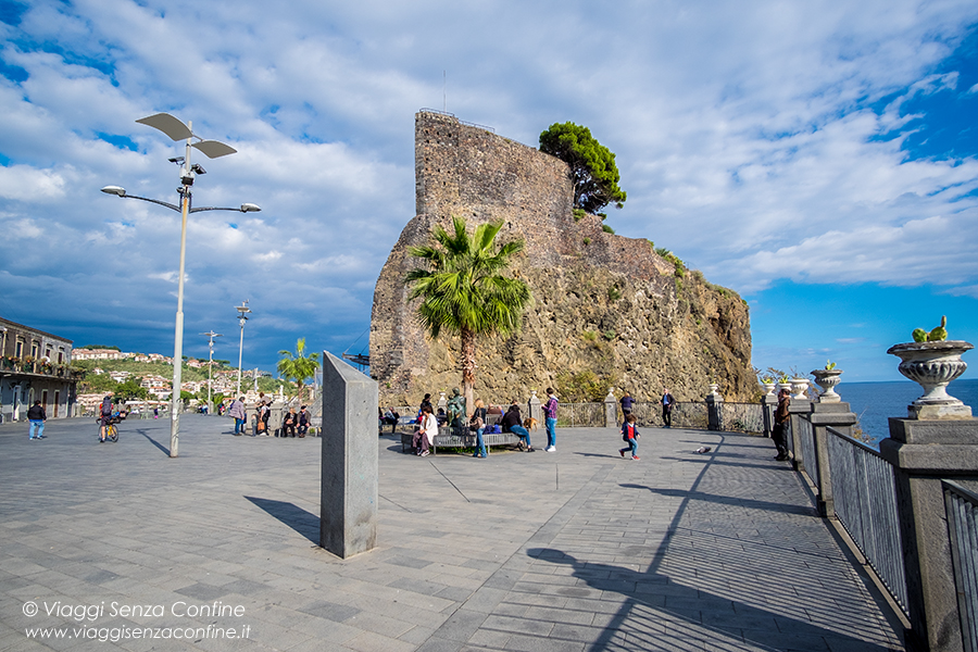 Aci Castello