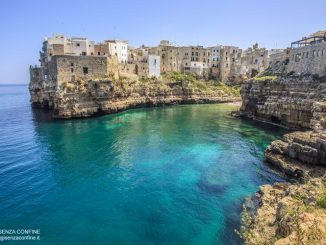 Polignano a Mare scogliera