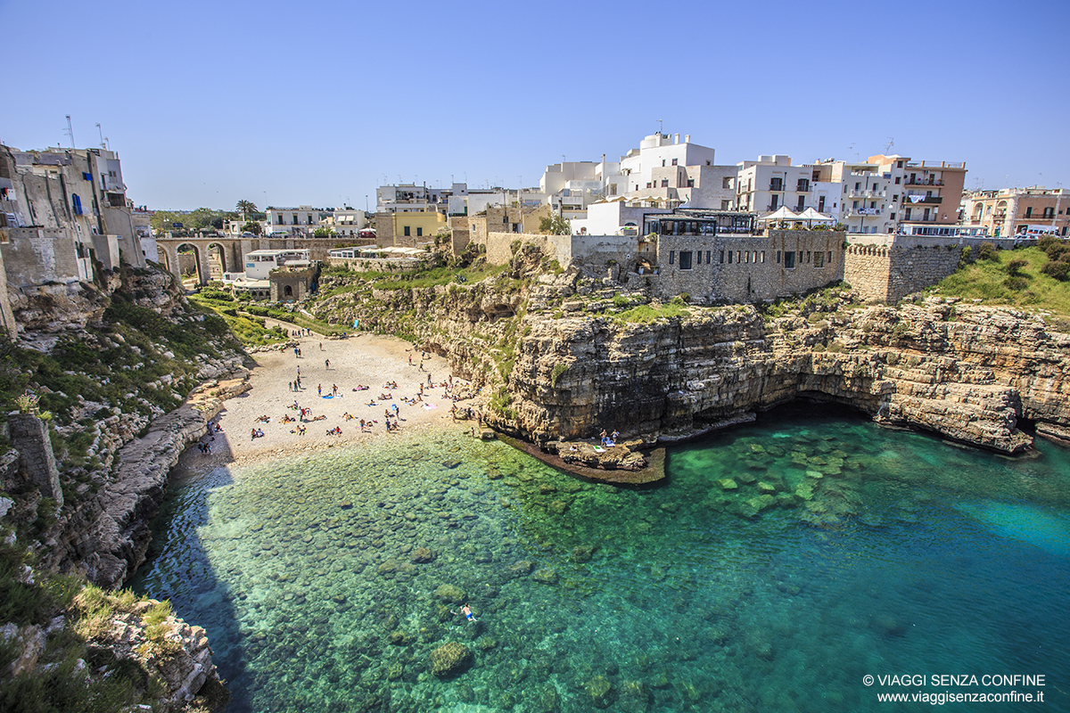 Polignano a Mare scogliera