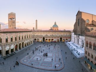 Itinerario a Bologna: Piazza Maggiore