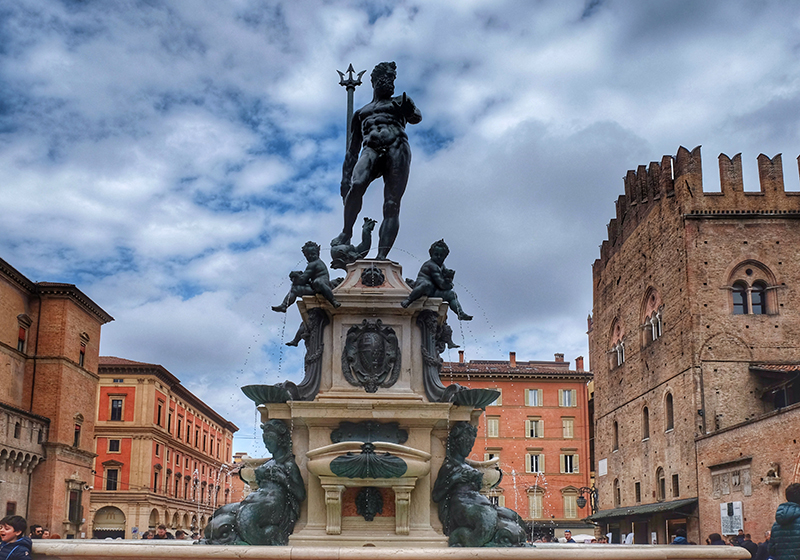 Fontana del Nettuno Bologna