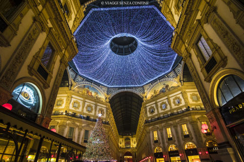 Galleria Vittorio Emanuele II illuminata